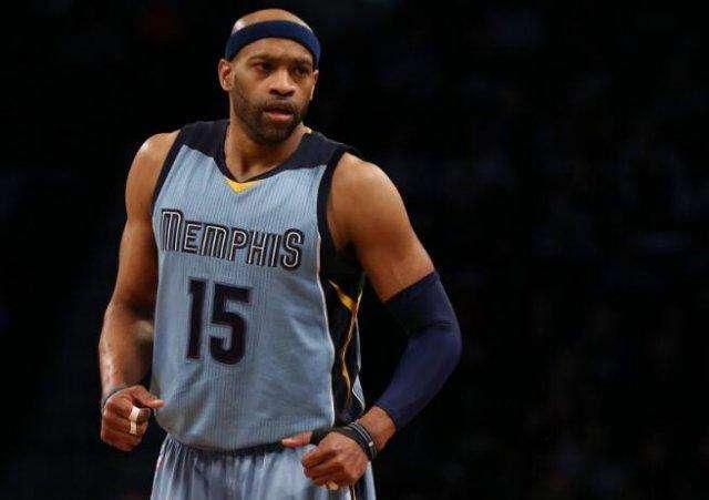 34岁老将再就业！哈姆达拉租借加盟新月 弥补米特洛维奇伤缺