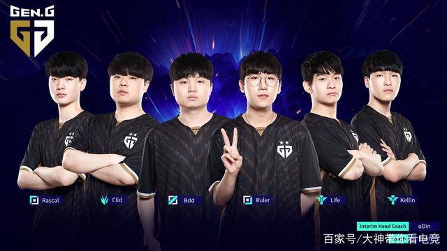 的权重更像 的权重更像